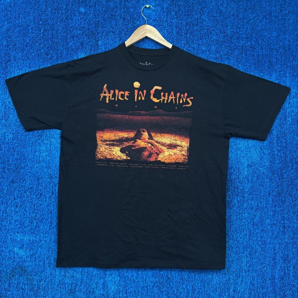 Alice In Chains “Dirt Est 1987” Graphic T-Shirt Size XL